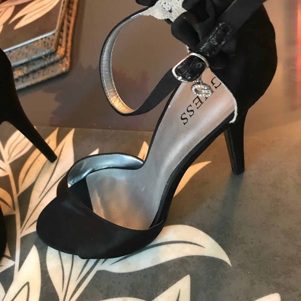 Guess Ruffle Back Evening Shoe - Picture 2 of 4